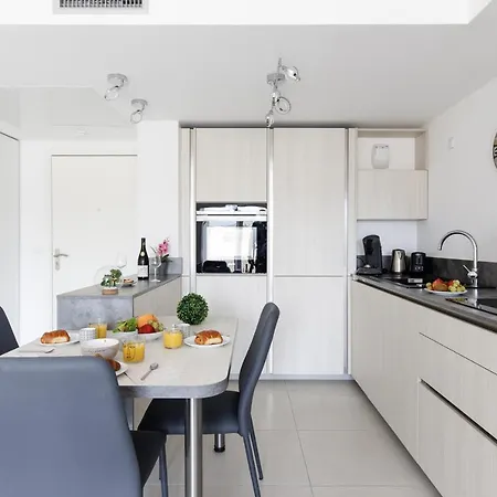 Appartement 404 Yourhosthelper *